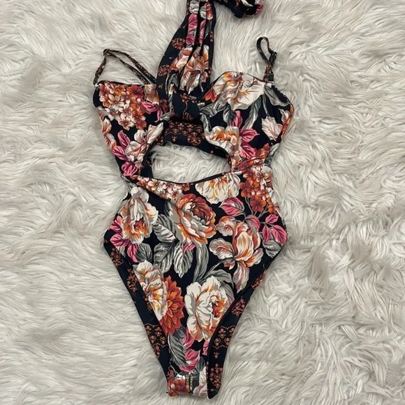 Maaji Convertible Ivonne Cut-Out One-Piece Swimsuit Size Small - Picture 6 of 6